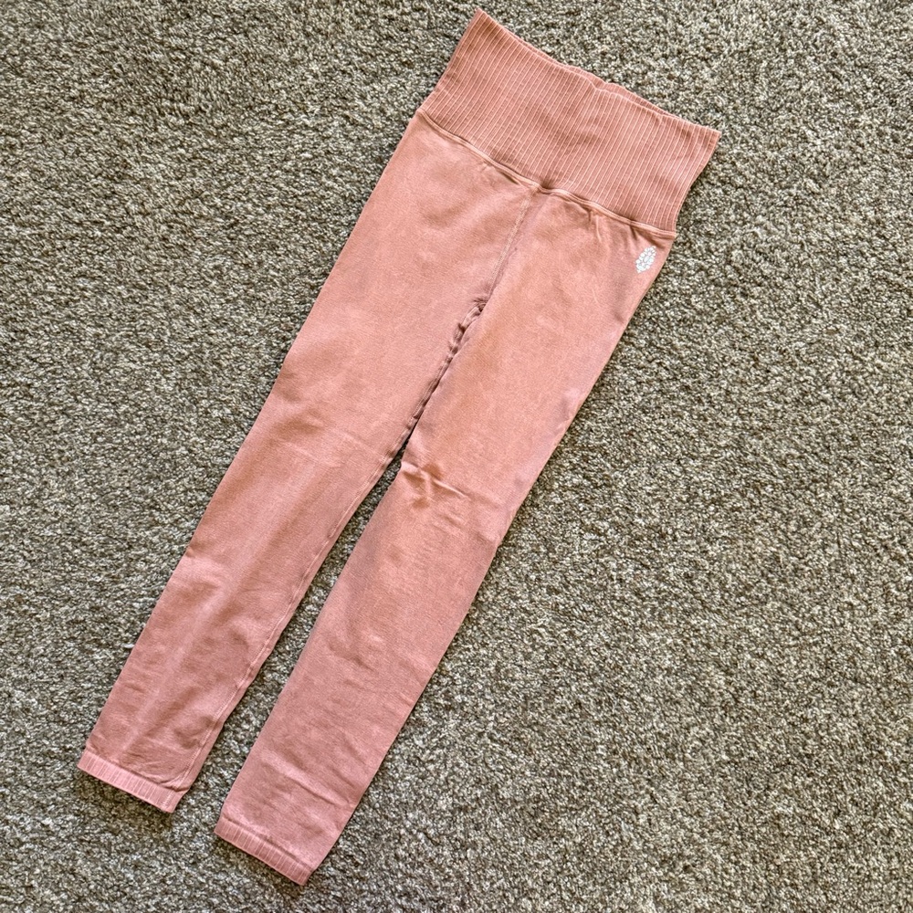 [Size: XS/S] Free People Movement High-Rise 7/8 Length Good Karma Leggings